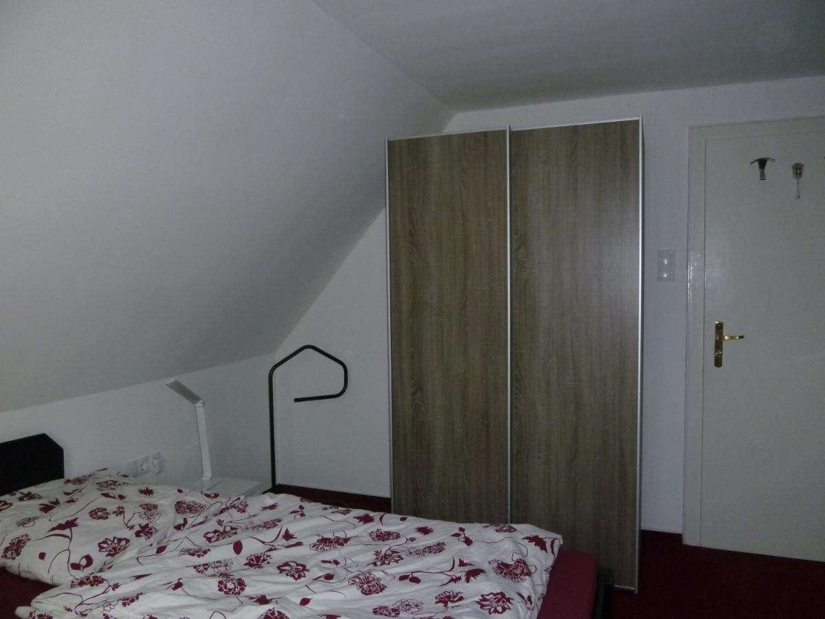 Bed & Breakfast Wunstorf Esterno foto
